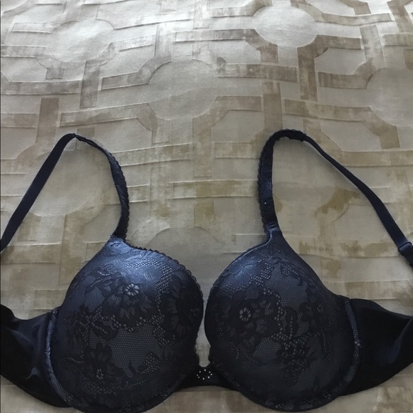 Maidenform Other - Navy maidenform bra